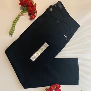 Black haute curve jeans 18